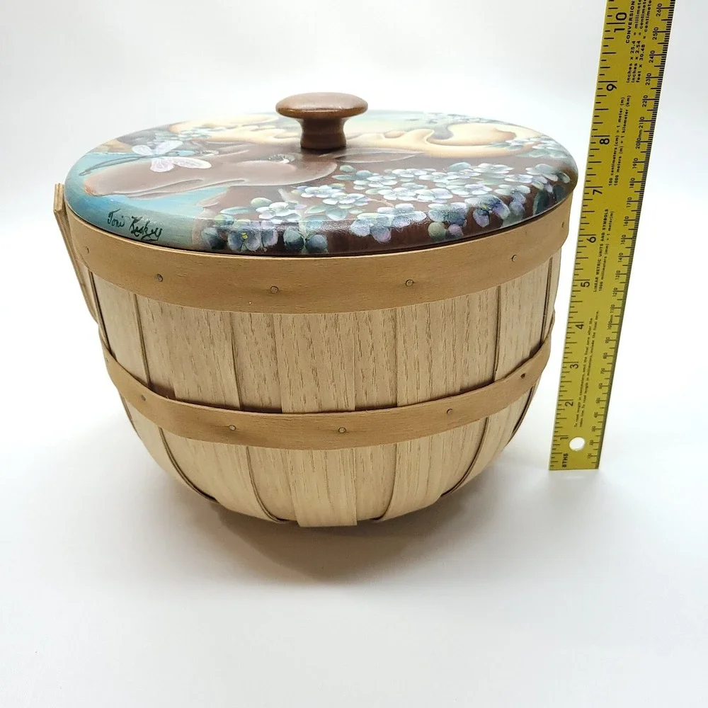 Pesky Bear Basket Wood Lid‎ Moose Dragonfly Hand-Painted Toni Keskey Handmade